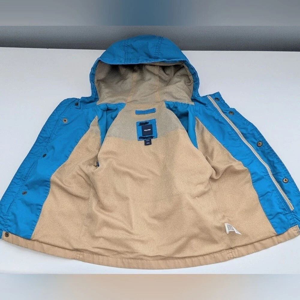 GAP Kids (Size 3 years) Lightweight Spring/Summer/Fall/Waterproof Jacket w/Hood